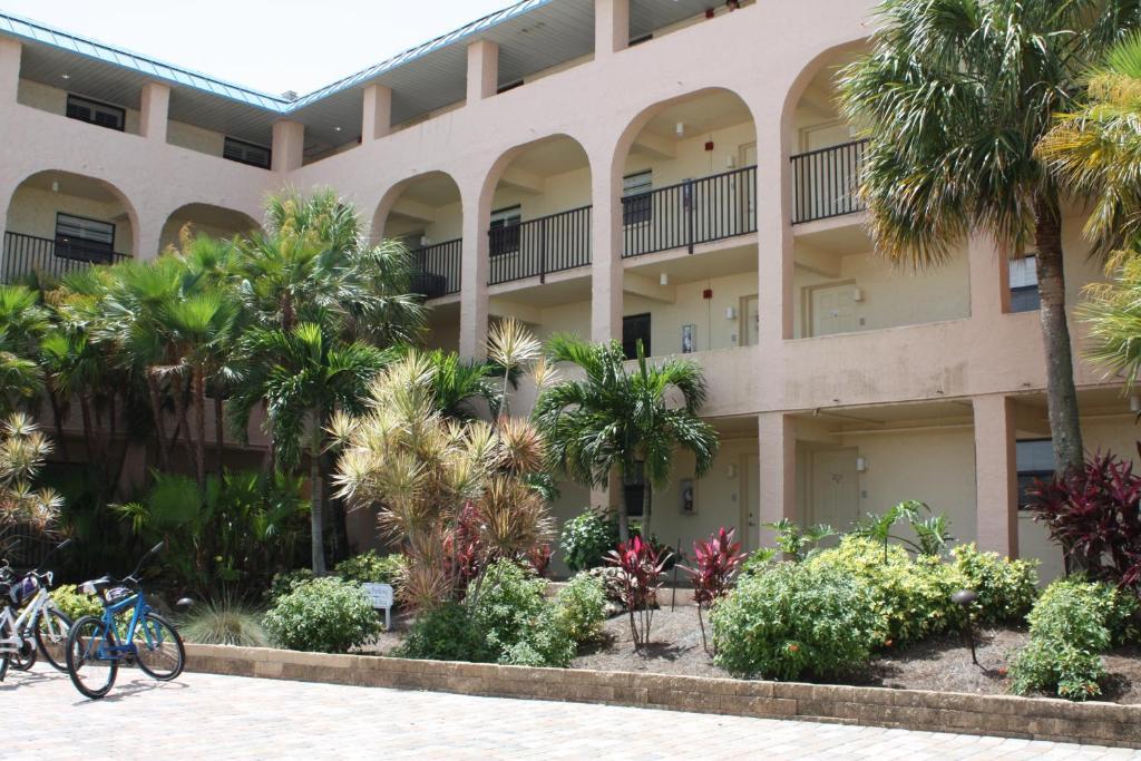 Ocean'S Reach Aparthotel Sanibel Exterior photo