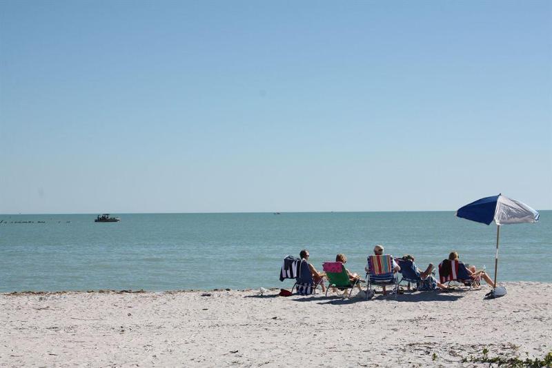 Ocean'S Reach Aparthotel Sanibel Exterior photo