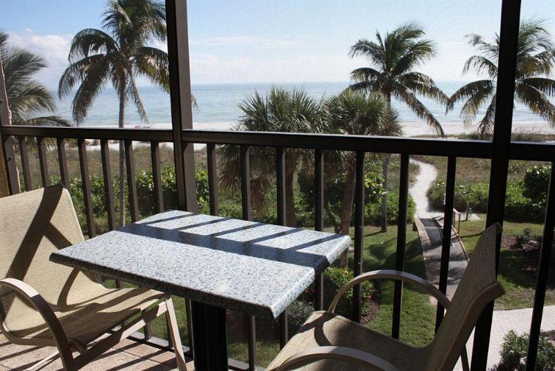 Ocean'S Reach Aparthotel Sanibel Exterior photo