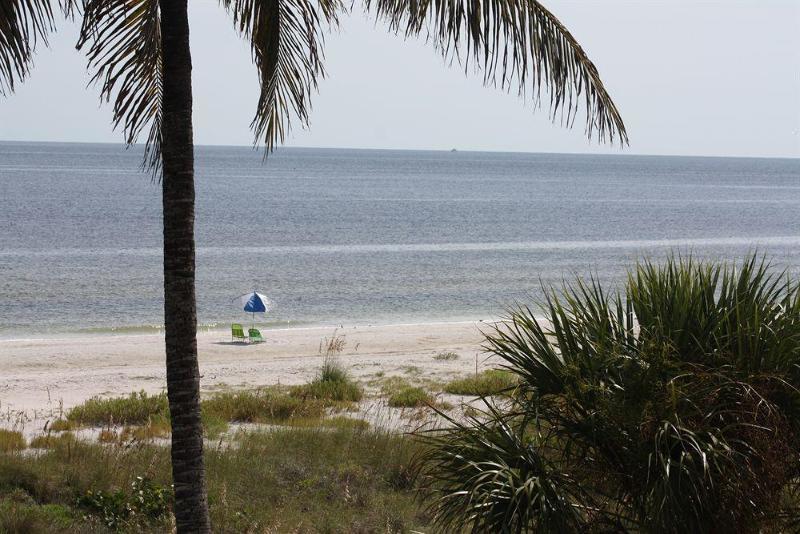 Ocean'S Reach Aparthotel Sanibel Exterior photo